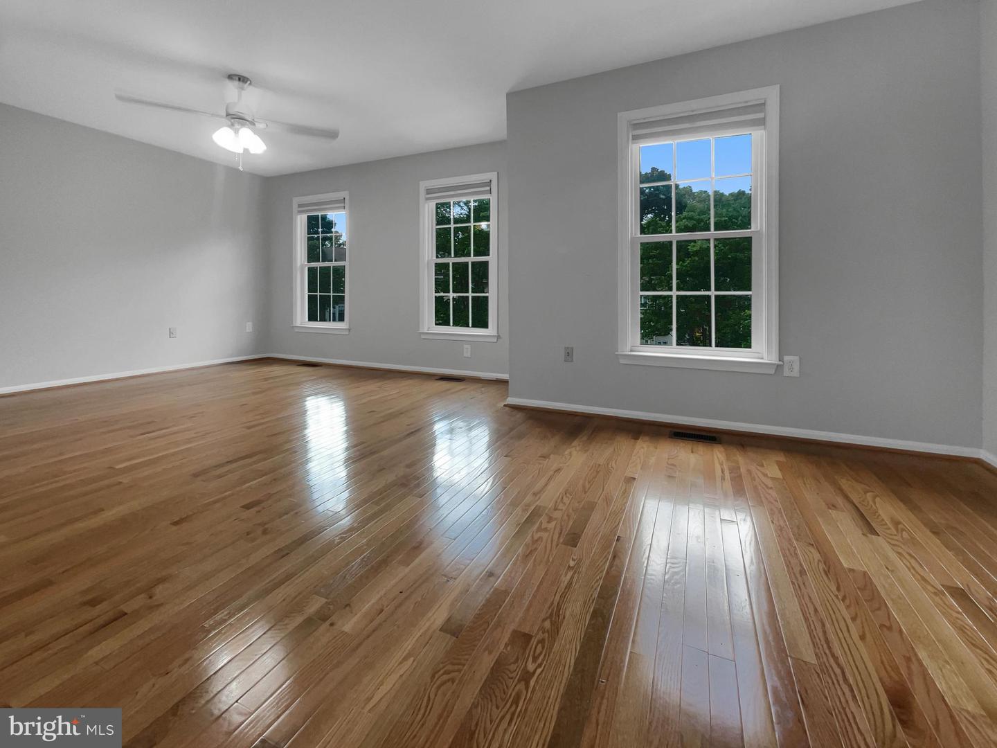 7227 GENTIAN CT, SPRINGFIELD, Virginia 22152, 3 Bedrooms Bedrooms, ,2 BathroomsBathrooms,Residential,For sale,7227 GENTIAN CT,VAFX2256944 MLS # VAFX2256944