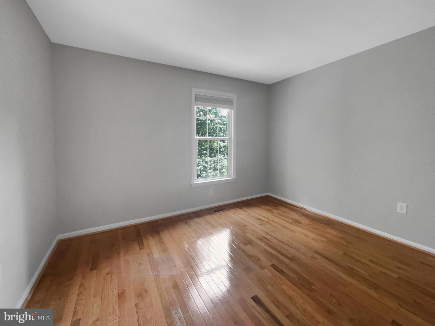7227 GENTIAN CT, SPRINGFIELD, Virginia 22152, 3 Bedrooms Bedrooms, ,2 BathroomsBathrooms,Residential,For sale,7227 GENTIAN CT,VAFX2256944 MLS # VAFX2256944