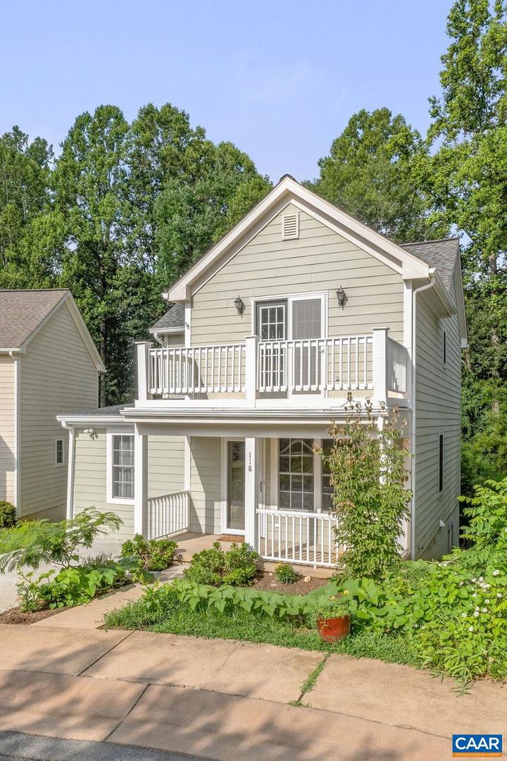 118 ROYS PL, CHARLOTTESVILLE, Virginia 22902, 4 Bedrooms Bedrooms, ,3 BathroomsBathrooms,Residential,For sale,118 ROYS PL,667032 MLS # 667032