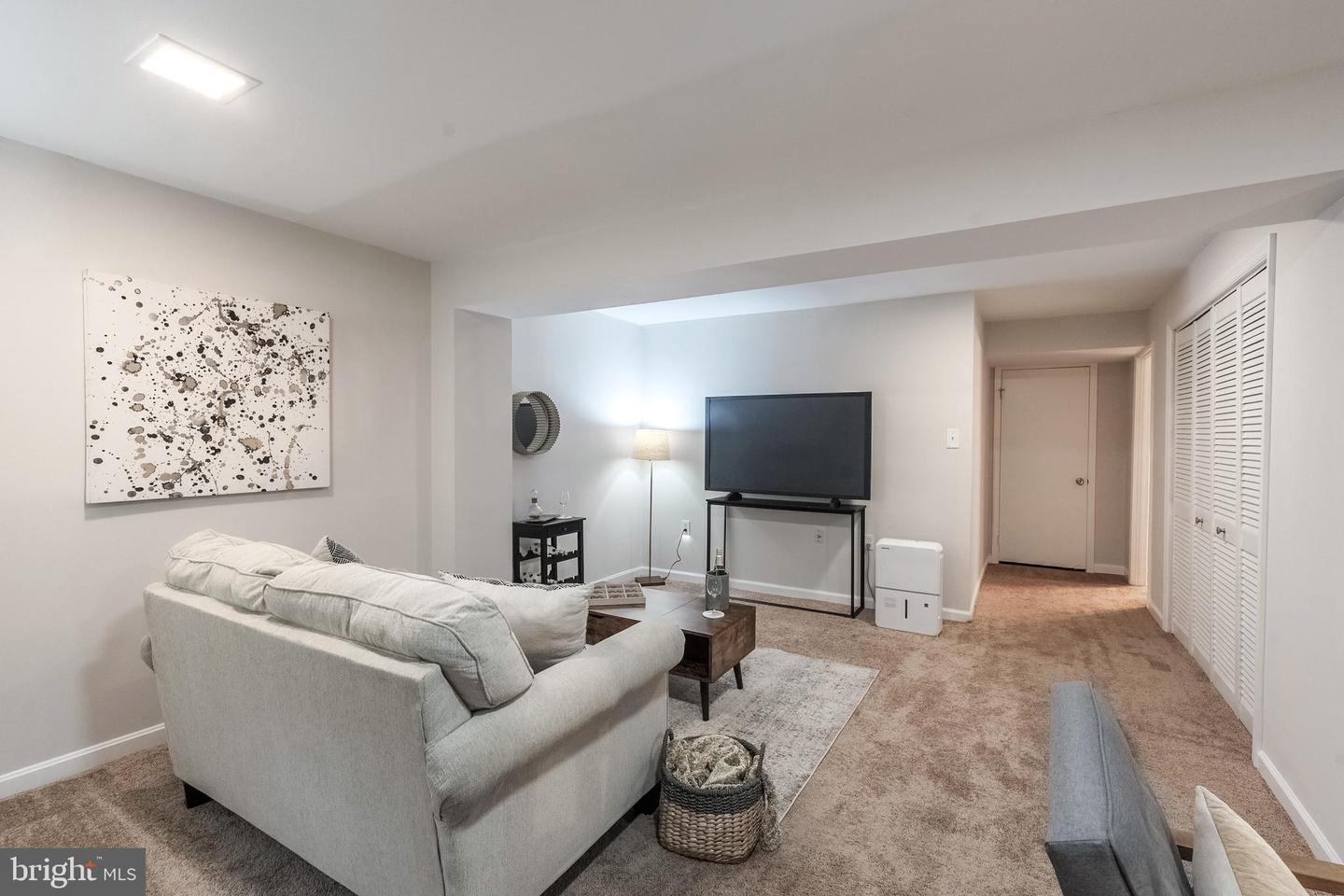 5415 NEW LONDON PARK DR, FAIRFAX, Virginia 22032, 3 Bedrooms Bedrooms, 12 Rooms Rooms,3 BathroomsBathrooms,Residential,For sale,5415 NEW LONDON PARK DR,VAFX2256872 MLS # VAFX2256872