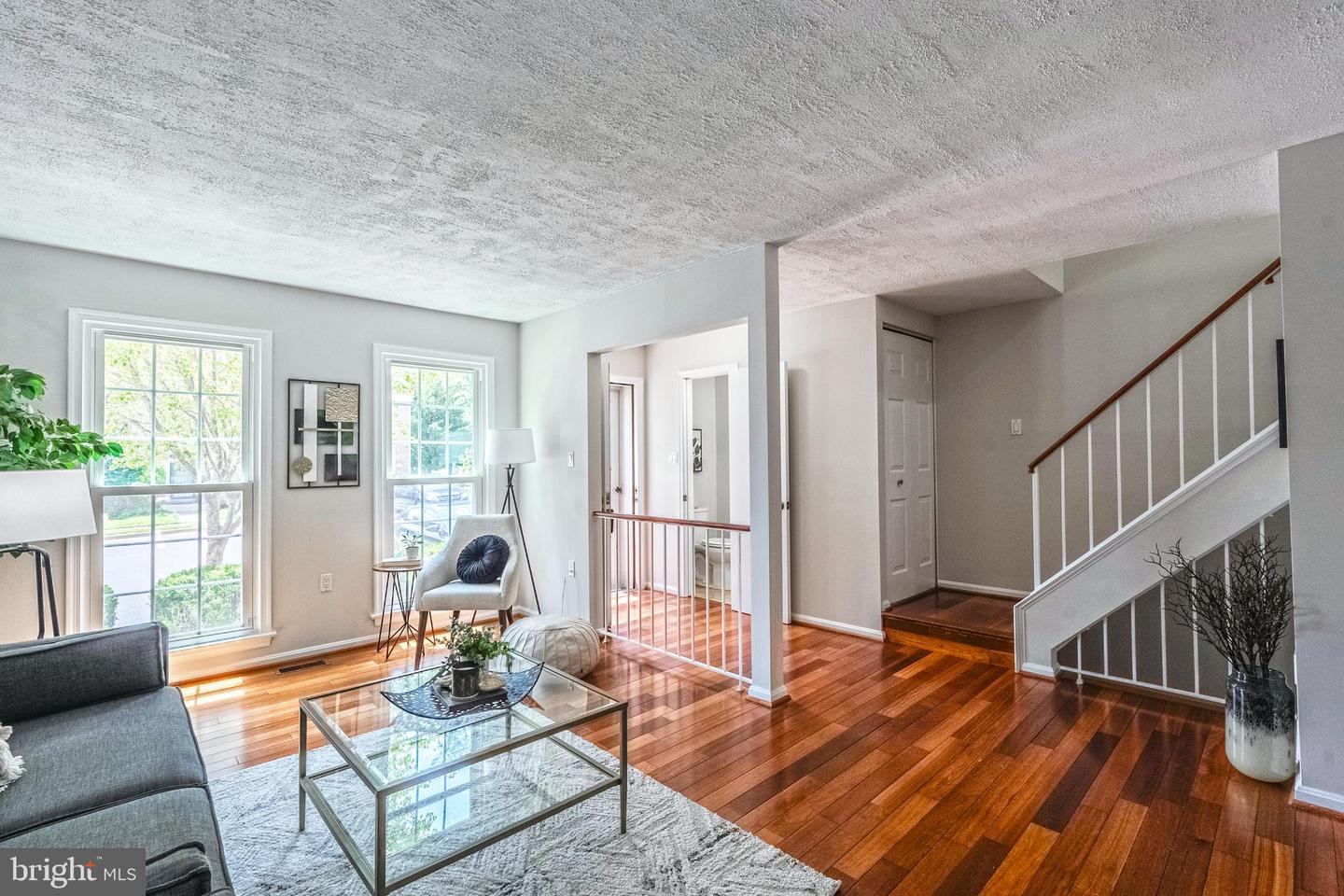 5415 NEW LONDON PARK DR, FAIRFAX, Virginia 22032, 3 Bedrooms Bedrooms, 12 Rooms Rooms,3 BathroomsBathrooms,Residential,For sale,5415 NEW LONDON PARK DR,VAFX2256872 MLS # VAFX2256872