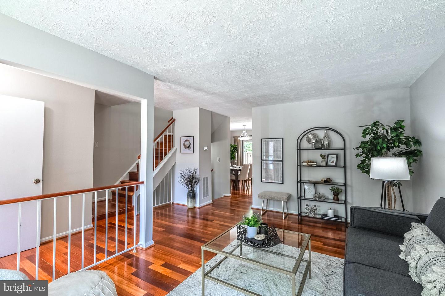 5415 NEW LONDON PARK DR, FAIRFAX, Virginia 22032, 3 Bedrooms Bedrooms, 12 Rooms Rooms,3 BathroomsBathrooms,Residential,For sale,5415 NEW LONDON PARK DR,VAFX2256872 MLS # VAFX2256872