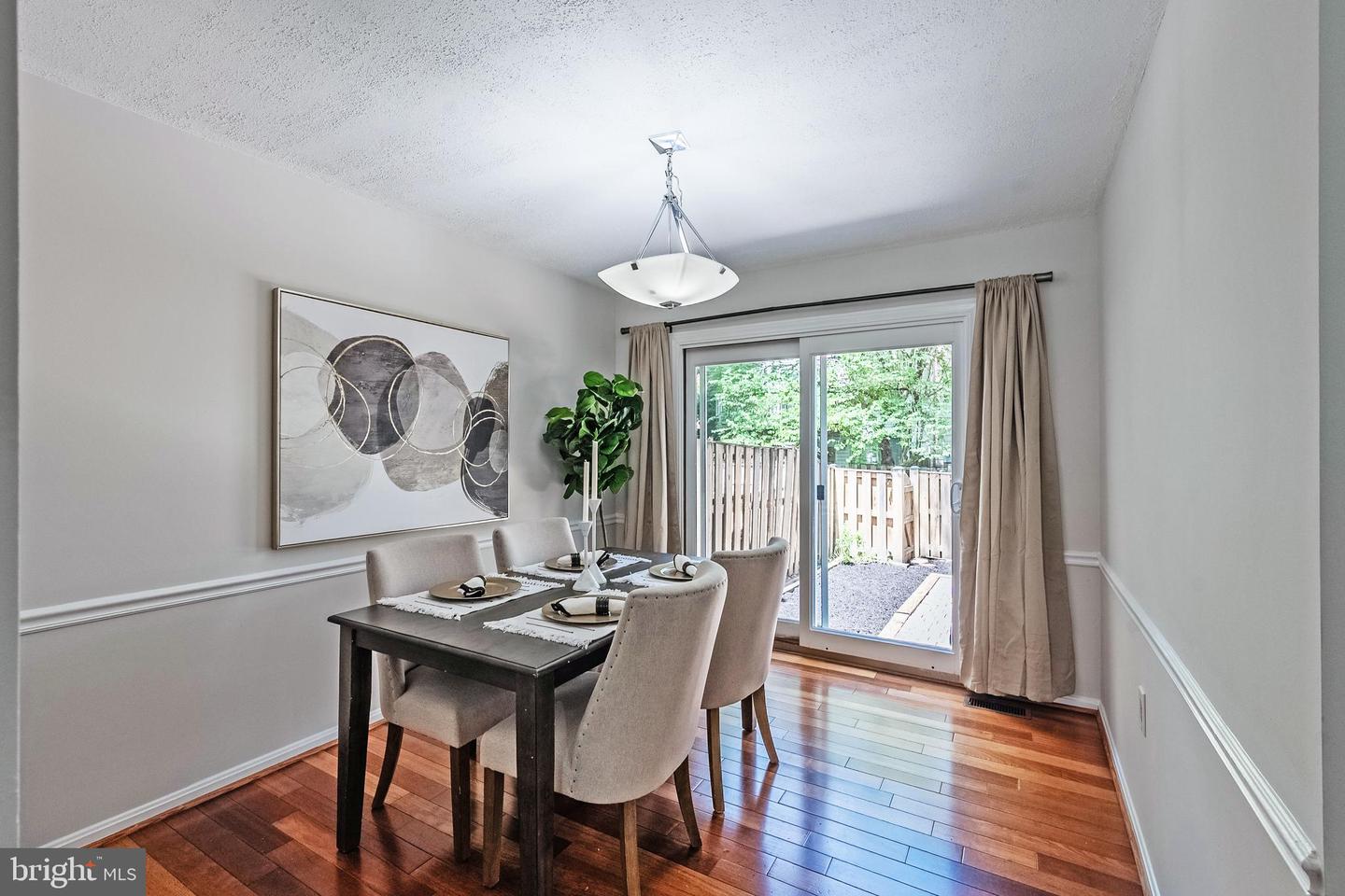 5415 NEW LONDON PARK DR, FAIRFAX, Virginia 22032, 3 Bedrooms Bedrooms, 12 Rooms Rooms,3 BathroomsBathrooms,Residential,For sale,5415 NEW LONDON PARK DR,VAFX2256872 MLS # VAFX2256872