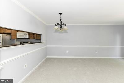 6046 RAINA DR, CENTREVILLE, Virginia 20120, 3 Bedrooms Bedrooms, ,3 BathroomsBathrooms,Residential,For sale,6046 RAINA DR,VAFX2256874 MLS # VAFX2256874