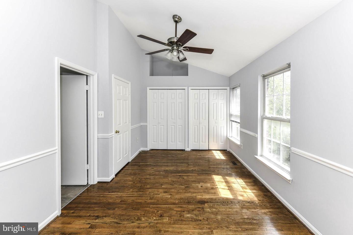 6046 RAINA DR, CENTREVILLE, Virginia 20120, 3 Bedrooms Bedrooms, ,3 BathroomsBathrooms,Residential,For sale,6046 RAINA DR,VAFX2256874 MLS # VAFX2256874
