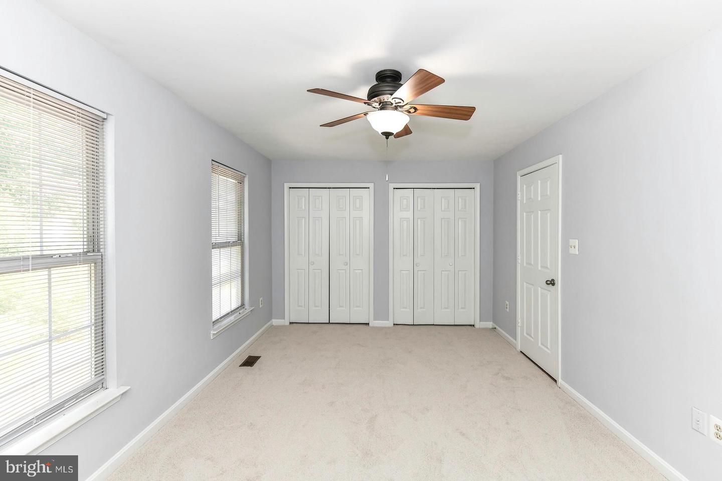 6046 RAINA DR, CENTREVILLE, Virginia 20120, 3 Bedrooms Bedrooms, ,3 BathroomsBathrooms,Residential,For sale,6046 RAINA DR,VAFX2256874 MLS # VAFX2256874
