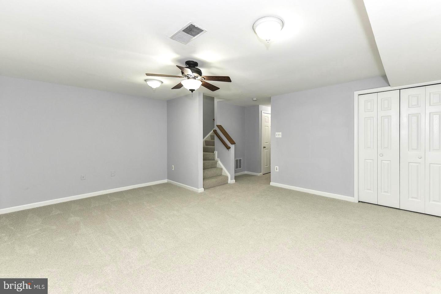 6046 RAINA DR, CENTREVILLE, Virginia 20120, 3 Bedrooms Bedrooms, ,3 BathroomsBathrooms,Residential,For sale,6046 RAINA DR,VAFX2256874 MLS # VAFX2256874