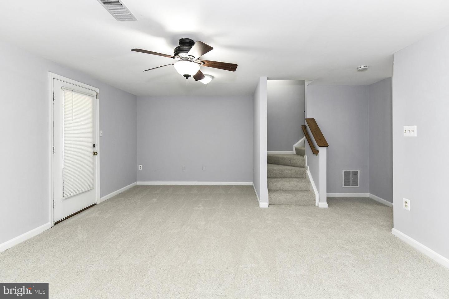 6046 RAINA DR, CENTREVILLE, Virginia 20120, 3 Bedrooms Bedrooms, ,3 BathroomsBathrooms,Residential,For sale,6046 RAINA DR,VAFX2256874 MLS # VAFX2256874