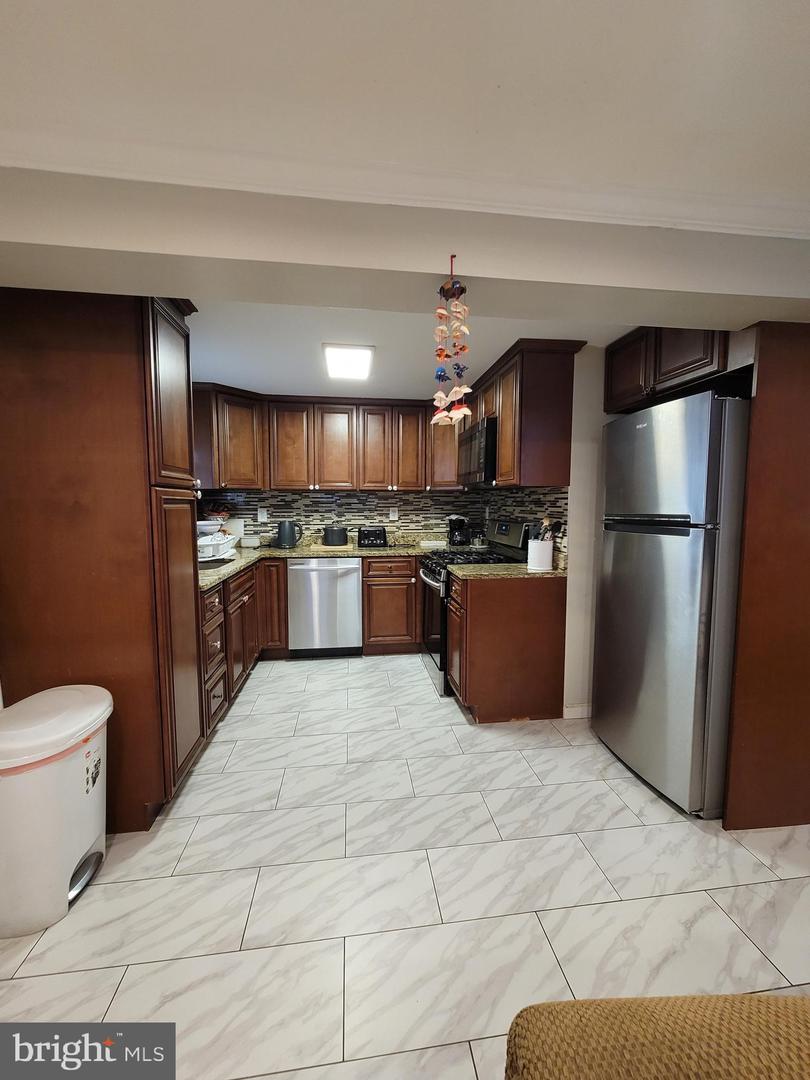 9111 YORKSHIRE LN, MANASSAS, Virginia 20111, 4 Bedrooms Bedrooms, ,3 BathroomsBathrooms,Residential,For sale,9111 YORKSHIRE LN,VAPW2099758 MLS # VAPW2099758