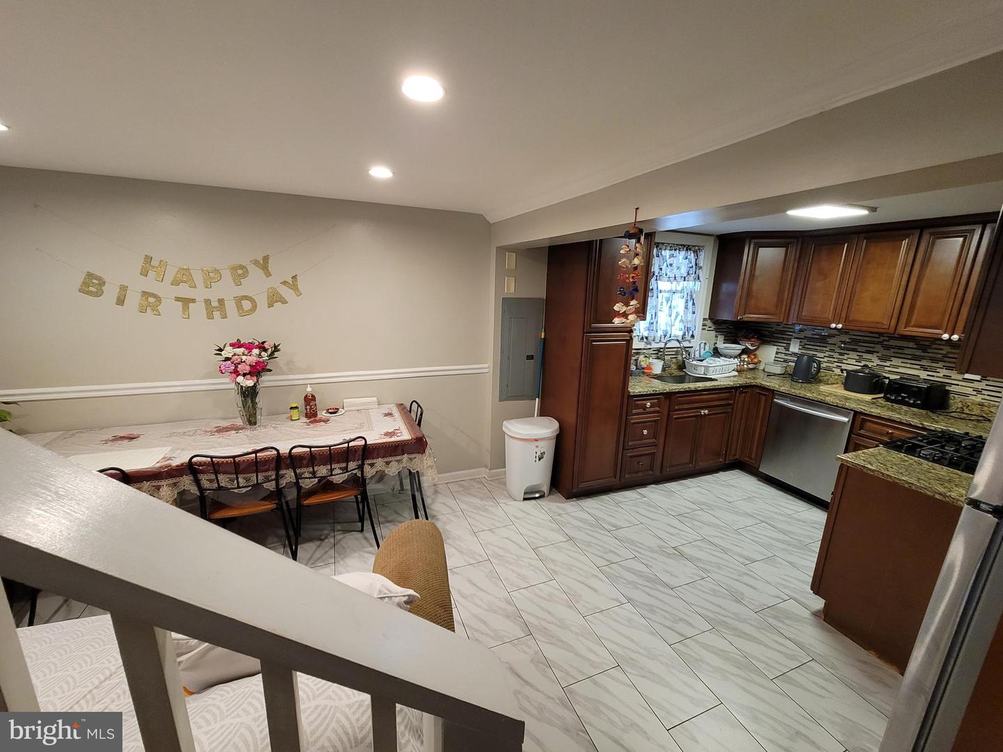 9111 YORKSHIRE LN, MANASSAS, Virginia 20111, 4 Bedrooms Bedrooms, ,3 BathroomsBathrooms,Residential,For sale,9111 YORKSHIRE LN,VAPW2099758 MLS # VAPW2099758
