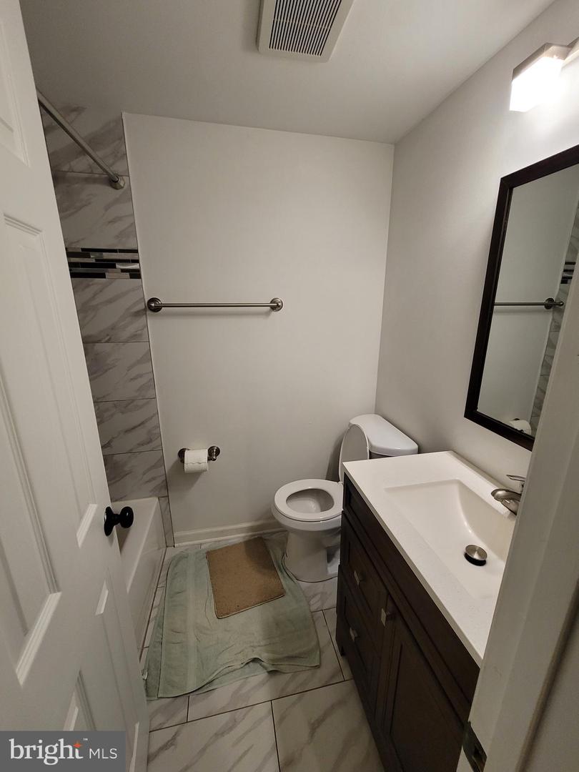 9111 YORKSHIRE LN, MANASSAS, Virginia 20111, 4 Bedrooms Bedrooms, ,3 BathroomsBathrooms,Residential,For sale,9111 YORKSHIRE LN,VAPW2099758 MLS # VAPW2099758