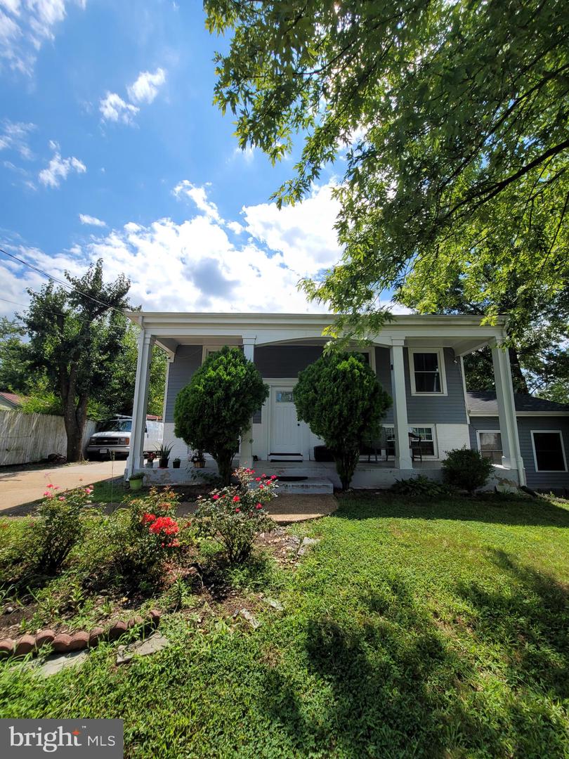 9111 YORKSHIRE LN, MANASSAS, Virginia 20111, 4 Bedrooms Bedrooms, ,3 BathroomsBathrooms,Residential,For sale,9111 YORKSHIRE LN,VAPW2099758 MLS # VAPW2099758
