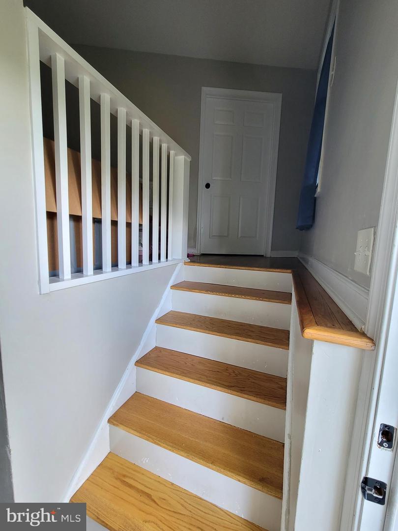 9111 YORKSHIRE LN, MANASSAS, Virginia 20111, 4 Bedrooms Bedrooms, ,3 BathroomsBathrooms,Residential,For sale,9111 YORKSHIRE LN,VAPW2099758 MLS # VAPW2099758