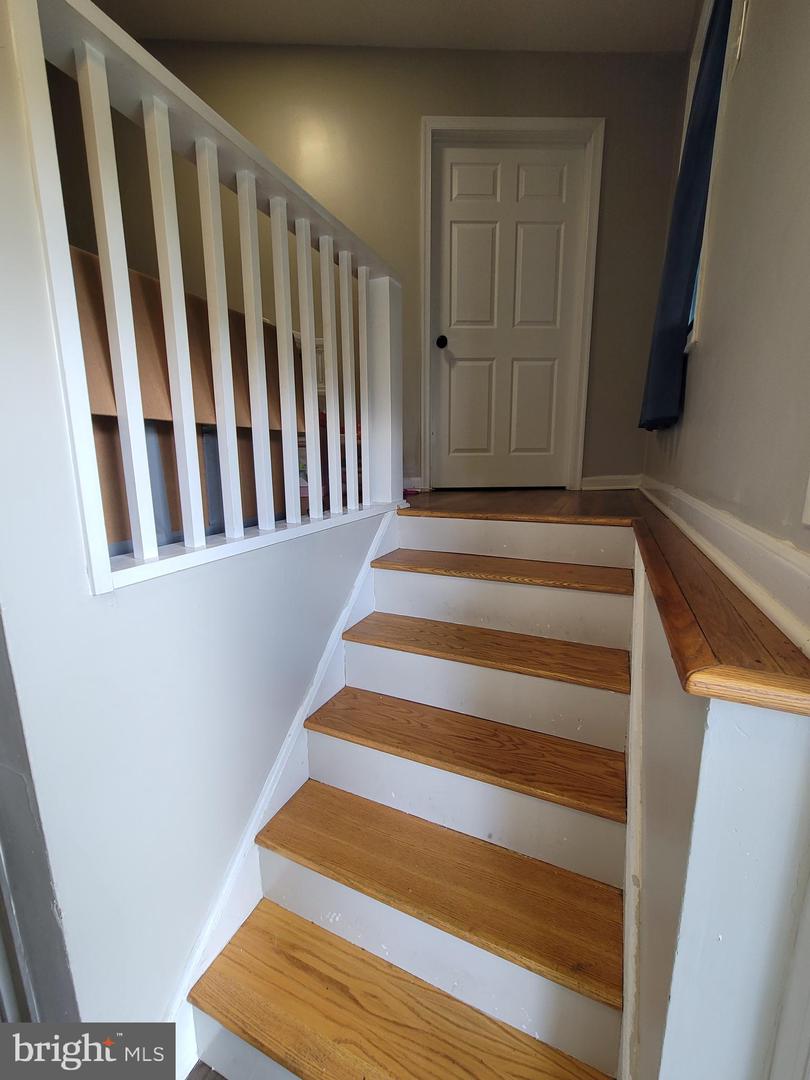 9111 YORKSHIRE LN, MANASSAS, Virginia 20111, 4 Bedrooms Bedrooms, ,3 BathroomsBathrooms,Residential,For sale,9111 YORKSHIRE LN,VAPW2099758 MLS # VAPW2099758
