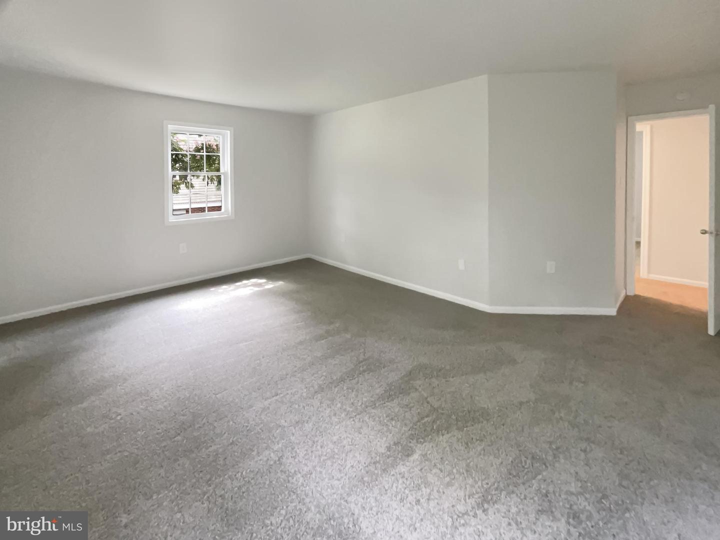 6014 TICONDEROGA CT, BURKE, Virginia 22015, 4 Bedrooms Bedrooms, ,2 BathroomsBathrooms,Residential,For sale,6014 TICONDEROGA CT,VAFX2256976 MLS # VAFX2256976