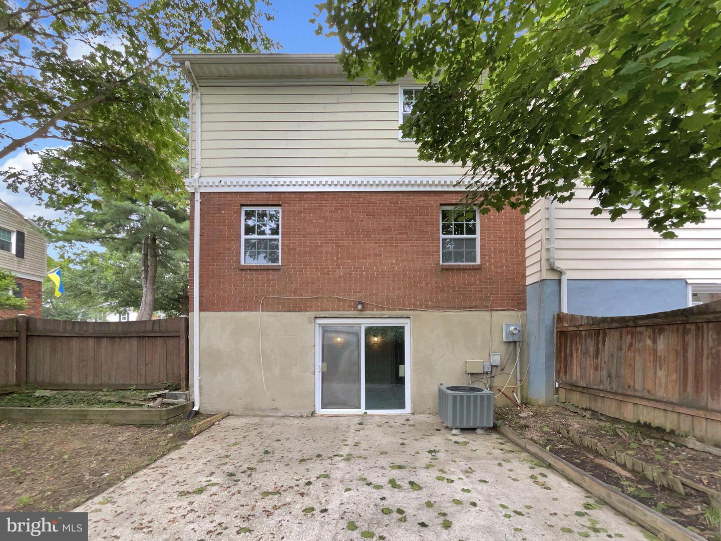 6014 TICONDEROGA CT, BURKE, Virginia 22015, 4 Bedrooms Bedrooms, ,2 BathroomsBathrooms,Residential,For sale,6014 TICONDEROGA CT,VAFX2256976 MLS # VAFX2256976