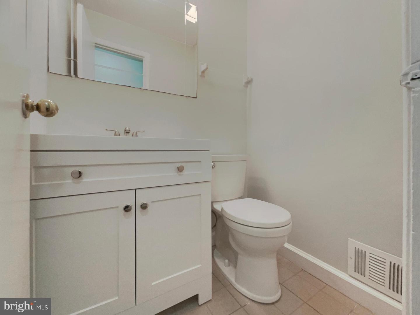 6014 TICONDEROGA CT, BURKE, Virginia 22015, 4 Bedrooms Bedrooms, ,2 BathroomsBathrooms,Residential,For sale,6014 TICONDEROGA CT,VAFX2256976 MLS # VAFX2256976