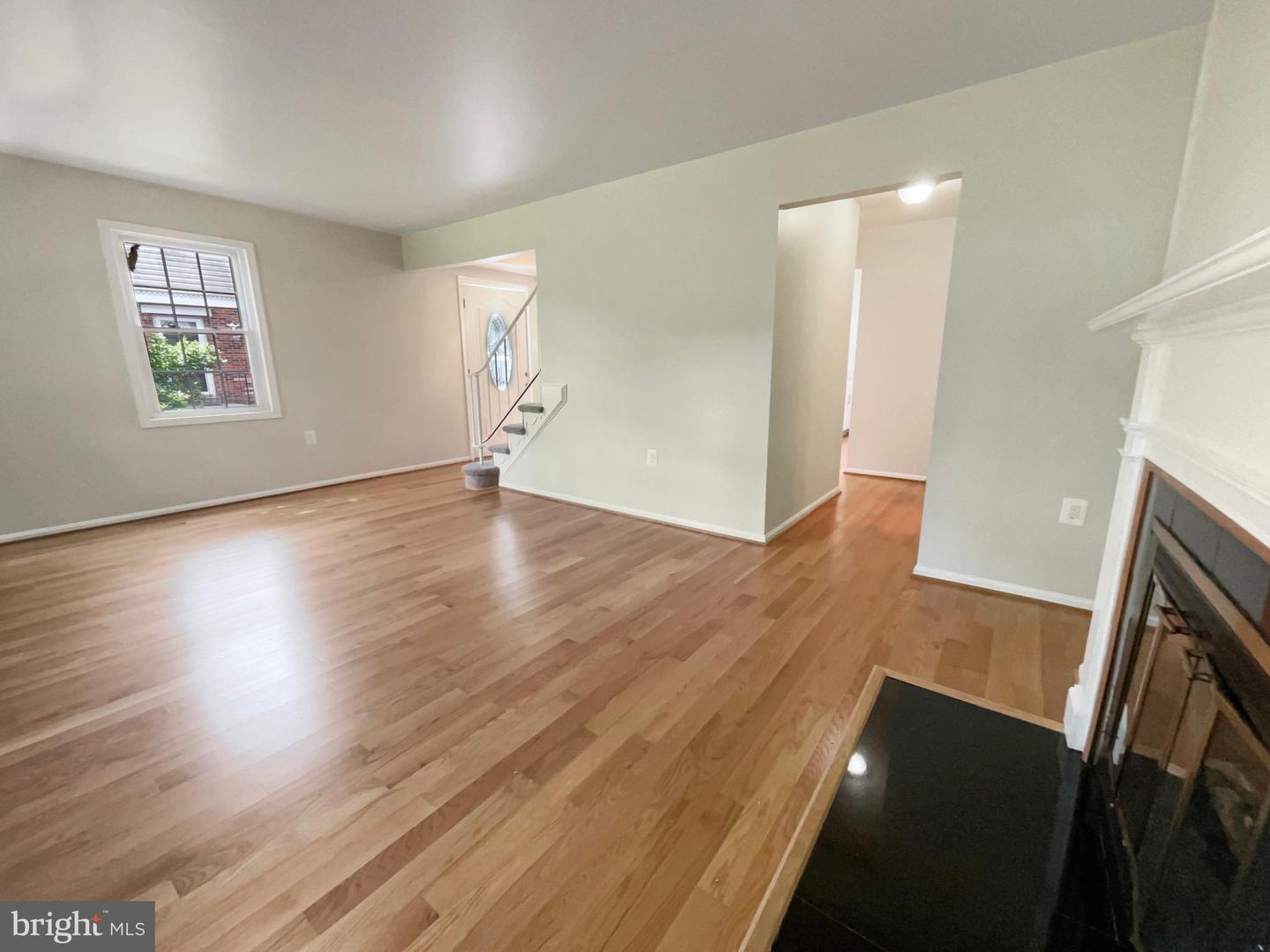 6014 TICONDEROGA CT, BURKE, Virginia 22015, 4 Bedrooms Bedrooms, ,2 BathroomsBathrooms,Residential,For sale,6014 TICONDEROGA CT,VAFX2256976 MLS # VAFX2256976