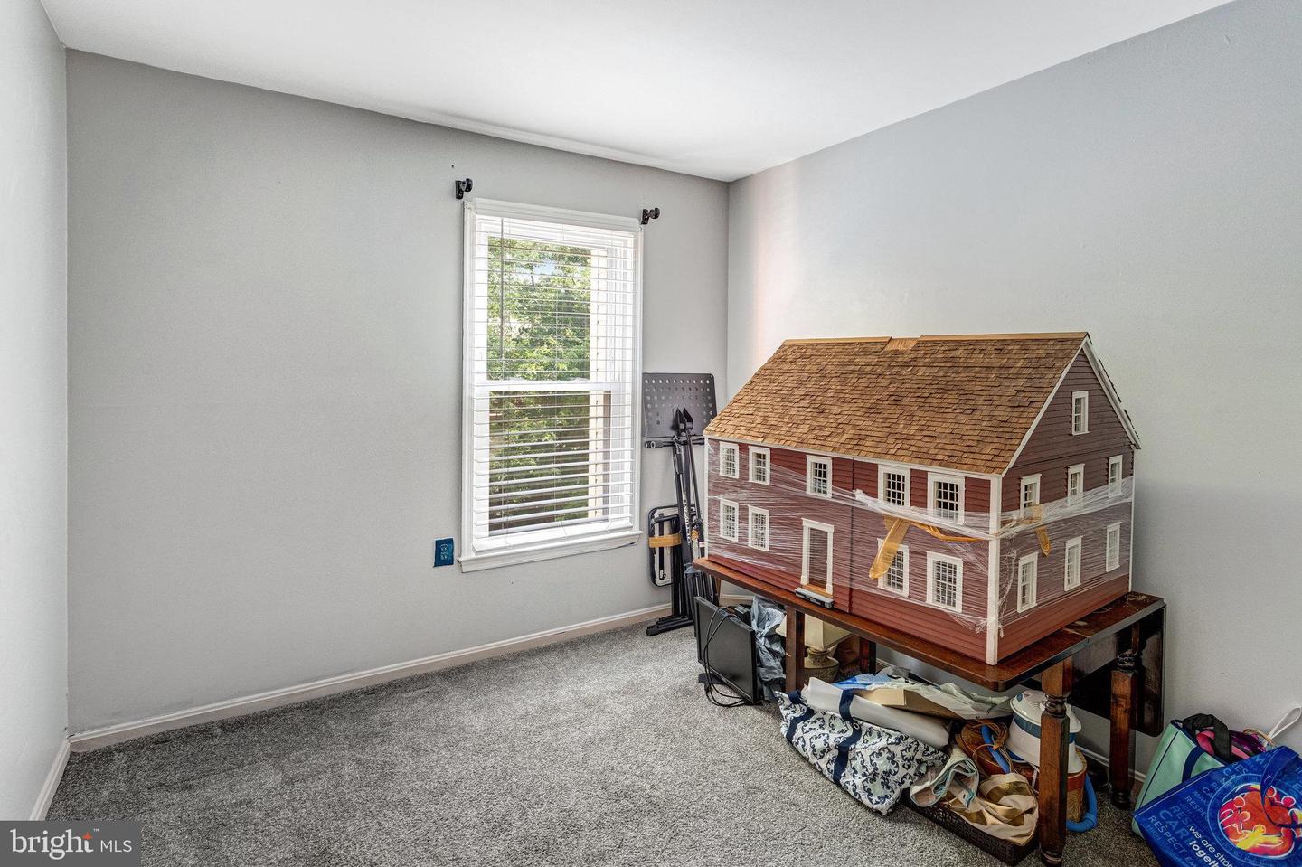 12944 LOCKLEVEN LN, WOODBRIDGE, Virginia 22192, 3 Bedrooms Bedrooms, ,2 BathroomsBathrooms,Residential,For sale,12944 LOCKLEVEN LN,VAPW2099782 MLS # VAPW2099782