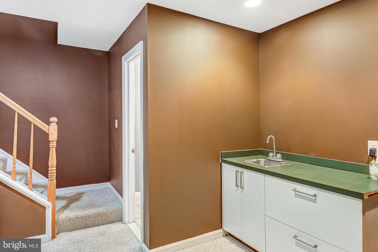 12944 LOCKLEVEN LN, WOODBRIDGE, Virginia 22192, 3 Bedrooms Bedrooms, ,2 BathroomsBathrooms,Residential,For sale,12944 LOCKLEVEN LN,VAPW2099782 MLS # VAPW2099782