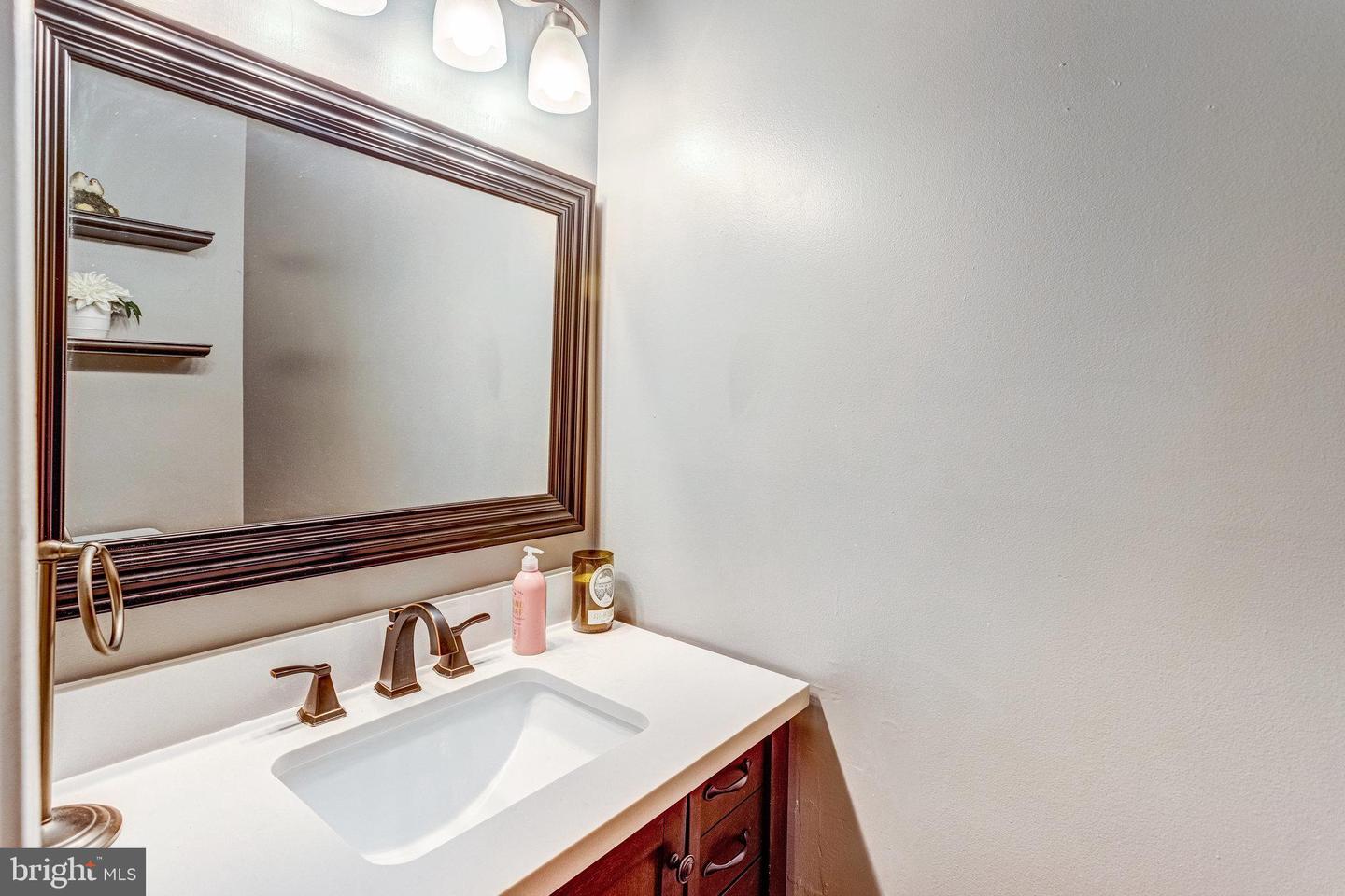 12944 LOCKLEVEN LN, WOODBRIDGE, Virginia 22192, 3 Bedrooms Bedrooms, ,2 BathroomsBathrooms,Residential,For sale,12944 LOCKLEVEN LN,VAPW2099782 MLS # VAPW2099782