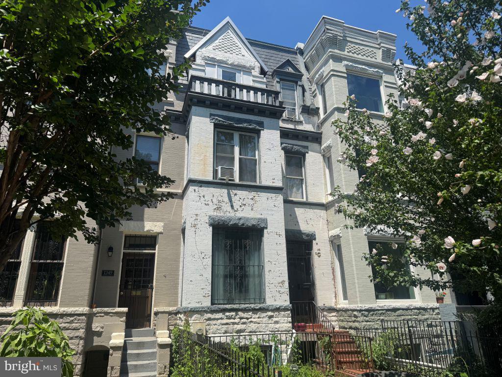 1347 IRVING ST NW, WASHINGTON, District Of Columbia 20010, 4 Bedrooms Bedrooms, ,2 BathroomsBathrooms,Residential,For sale,1347 IRVING ST NW,DCDC2211668 MLS # DCDC2211668