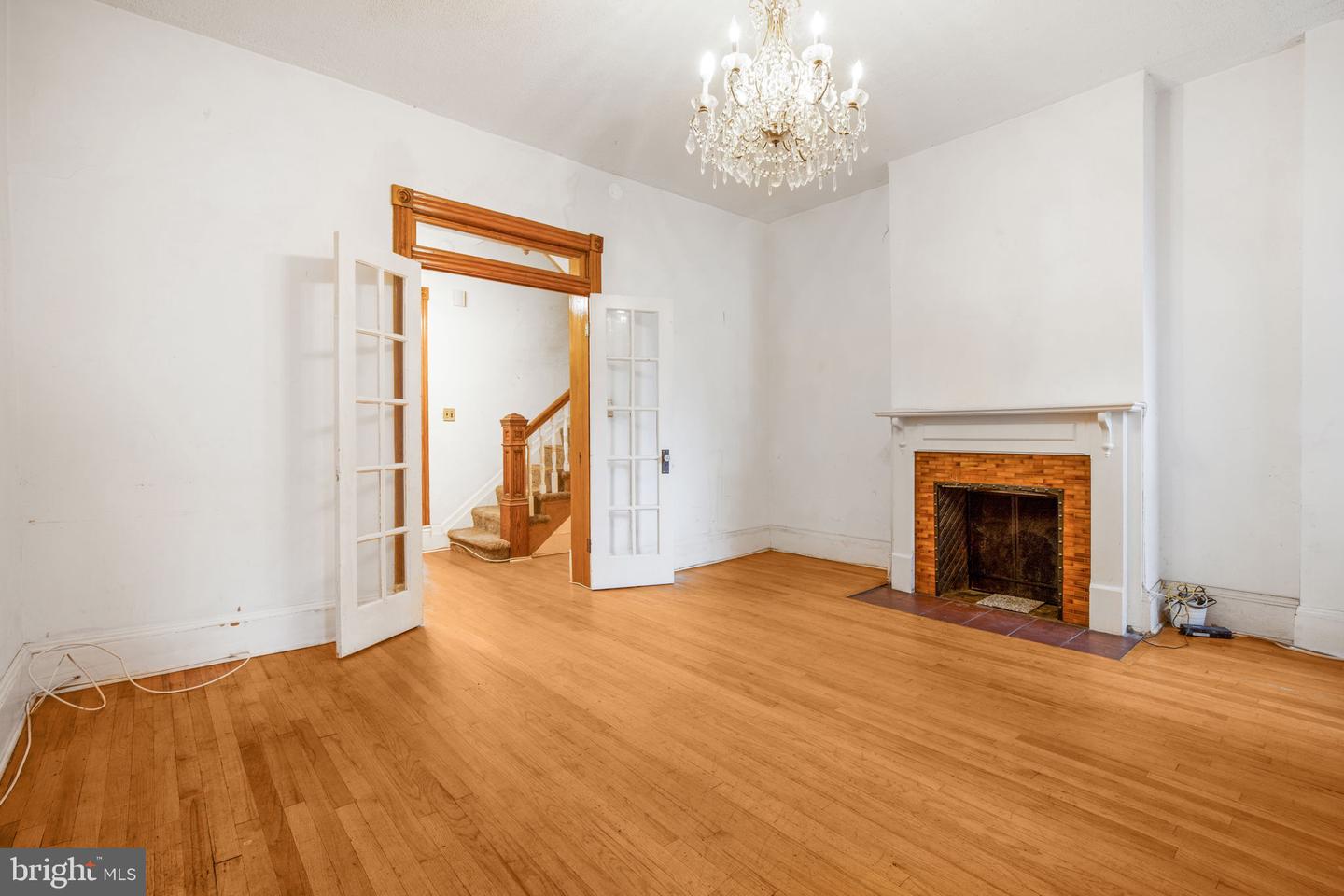 1347 IRVING ST NW, WASHINGTON, District Of Columbia 20010, 5 Bedrooms Bedrooms, ,2 BathroomsBathrooms,Residential,For sale,1347 IRVING ST NW,DCDC2211668 MLS # DCDC2211668