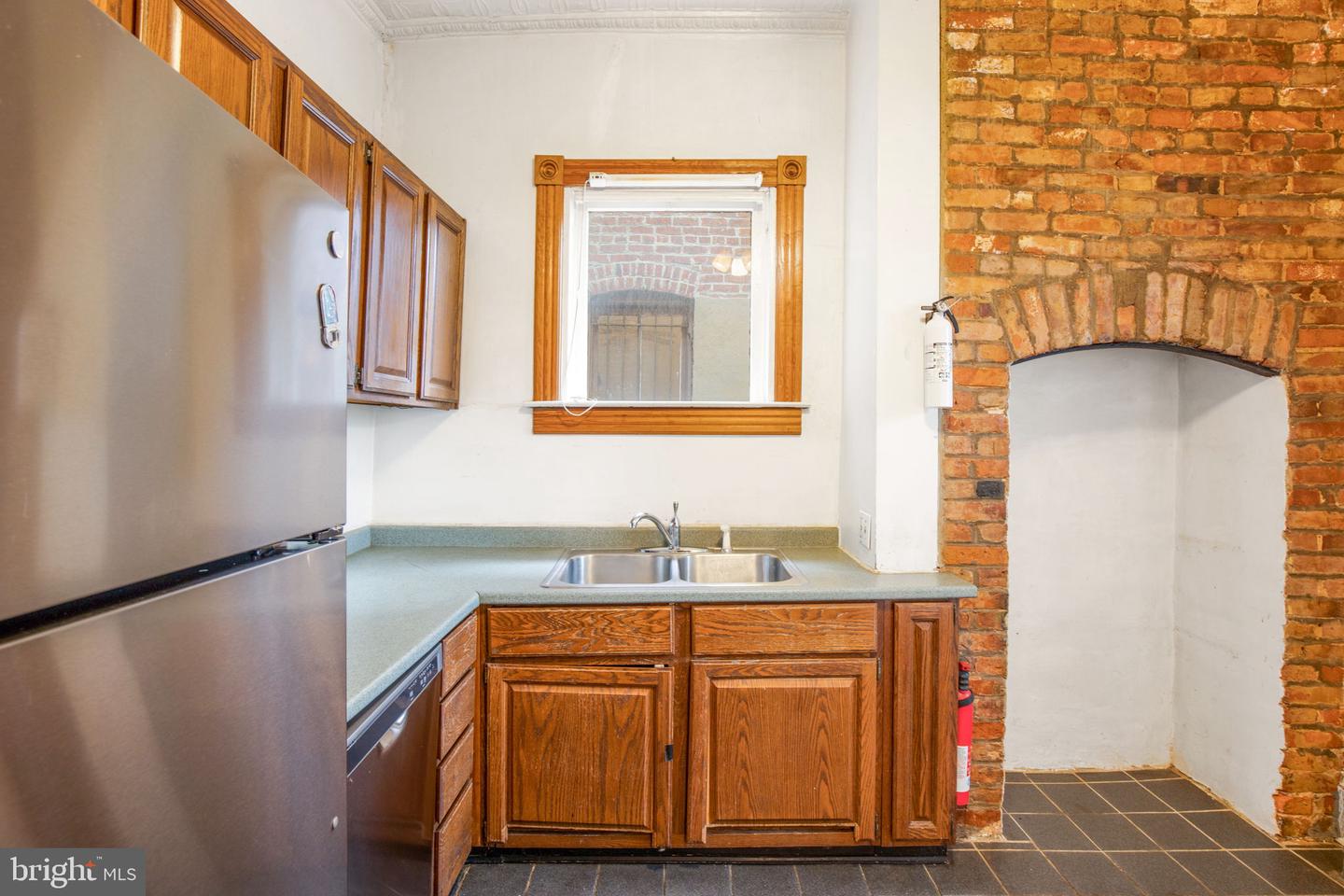 1347 IRVING ST NW, WASHINGTON, District Of Columbia 20010, 5 Bedrooms Bedrooms, ,2 BathroomsBathrooms,Residential,For sale,1347 IRVING ST NW,DCDC2211668 MLS # DCDC2211668