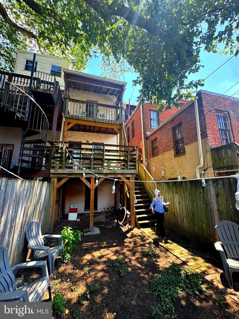 1347 IRVING ST NW, WASHINGTON, District Of Columbia 20010, 4 Bedrooms Bedrooms, ,2 BathroomsBathrooms,Residential,For sale,1347 IRVING ST NW,DCDC2211668 MLS # DCDC2211668