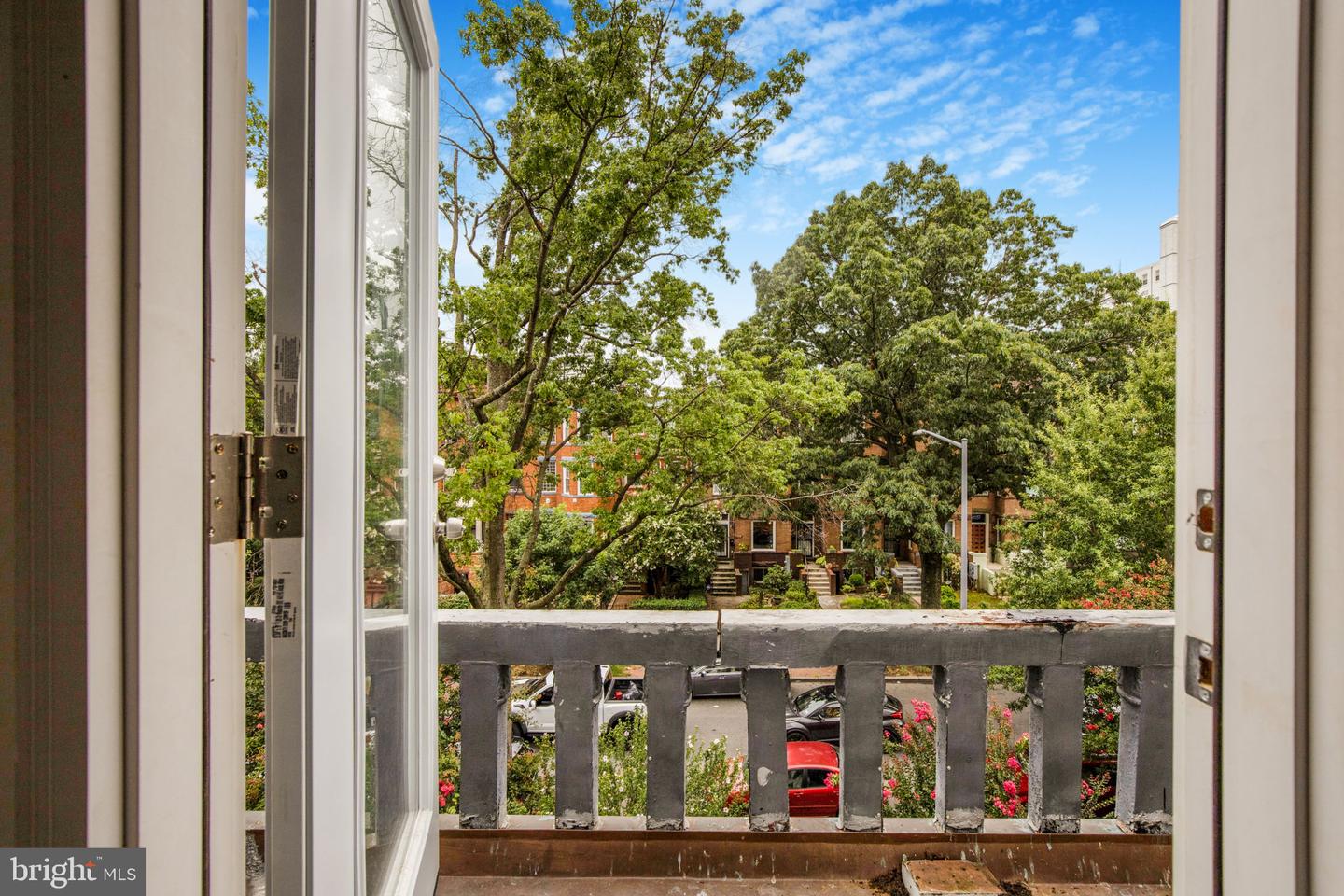 1347 IRVING ST NW, WASHINGTON, District Of Columbia 20010, 5 Bedrooms Bedrooms, ,2 BathroomsBathrooms,Residential,For sale,1347 IRVING ST NW,DCDC2211668 MLS # DCDC2211668