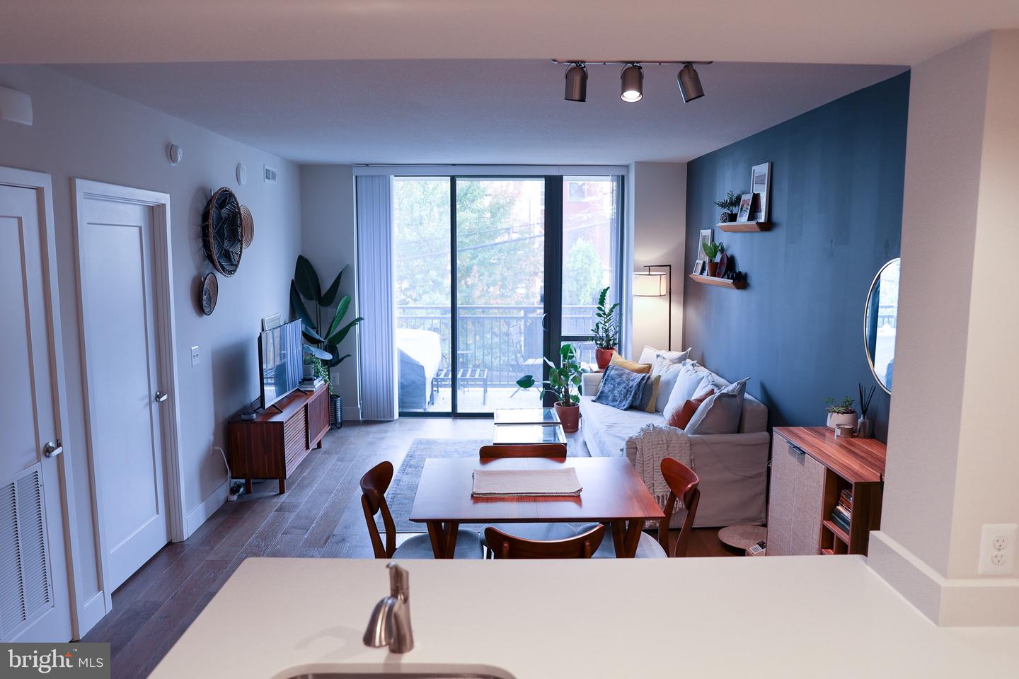 50 FLORIDA AVE NE #310, WASHINGTON, District Of Columbia 20002, 1 Bedroom Bedrooms, ,1 BathroomBathrooms,Residential,For sale,50 FLORIDA AVE NE #310,DCDC2211670 MLS # DCDC2211670