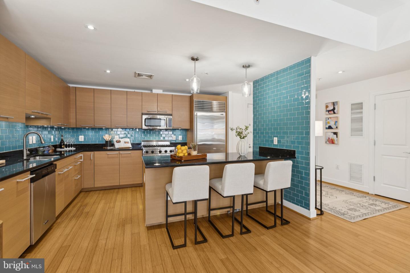2425 L ST NW #210, WASHINGTON, District Of Columbia 20037, 2 Bedrooms Bedrooms, ,2 BathroomsBathrooms,Residential,For sale,2425 L ST NW #210,DCDC2211702 MLS # DCDC2211702