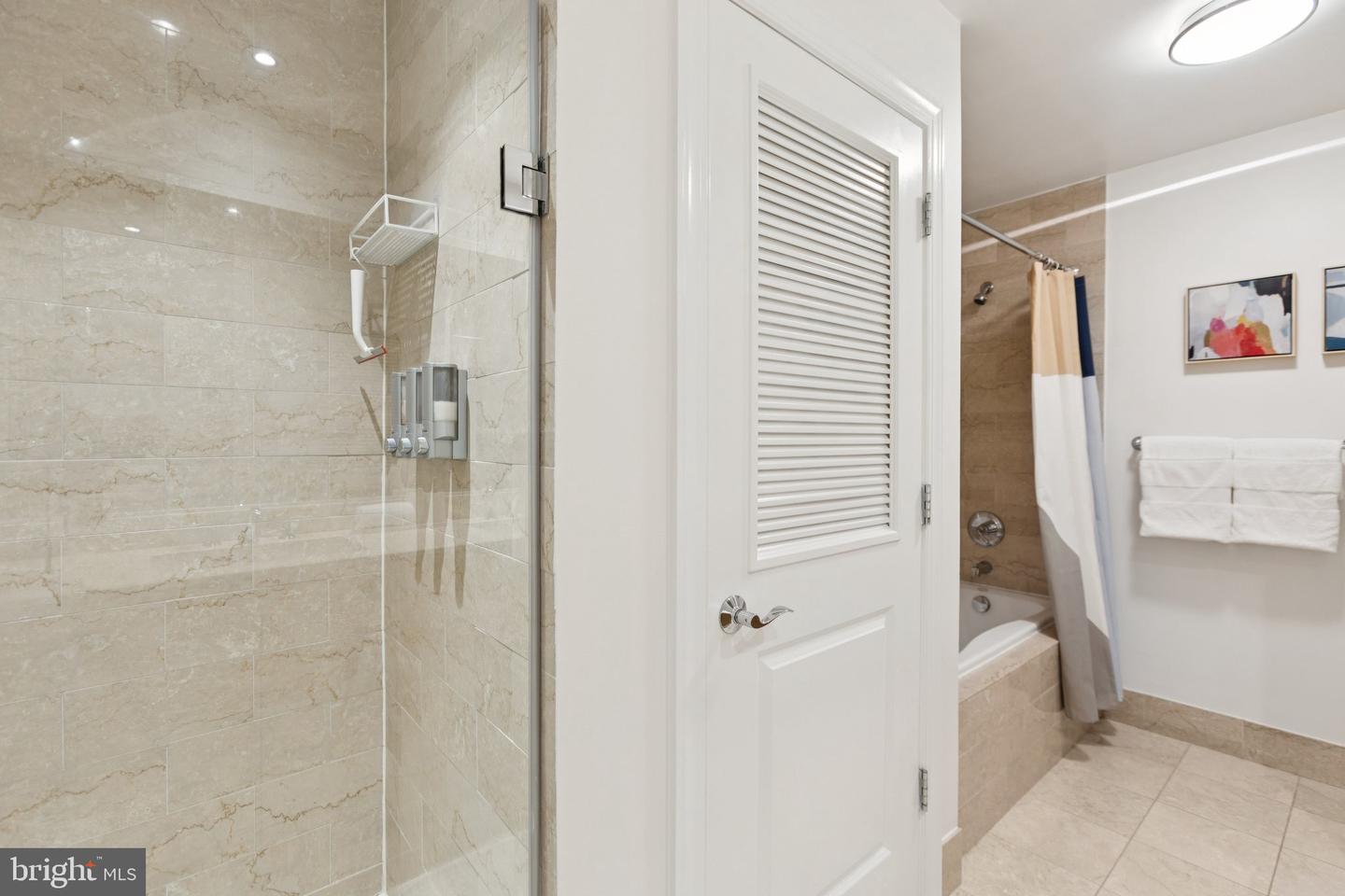 2425 L ST NW #210, WASHINGTON, District Of Columbia 20037, 2 Bedrooms Bedrooms, ,2 BathroomsBathrooms,Residential,For sale,2425 L ST NW #210,DCDC2211702 MLS # DCDC2211702