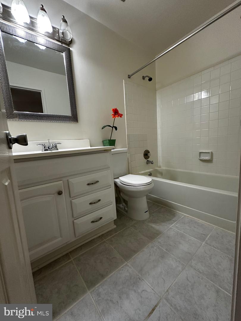 5976 ANNABERG PL #168, BURKE, Virginia 22015, 3 Bedrooms Bedrooms, ,3 BathroomsBathrooms,Residential,For sale,5976 ANNABERG PL #168,VAFX2257044 MLS # VAFX2257044