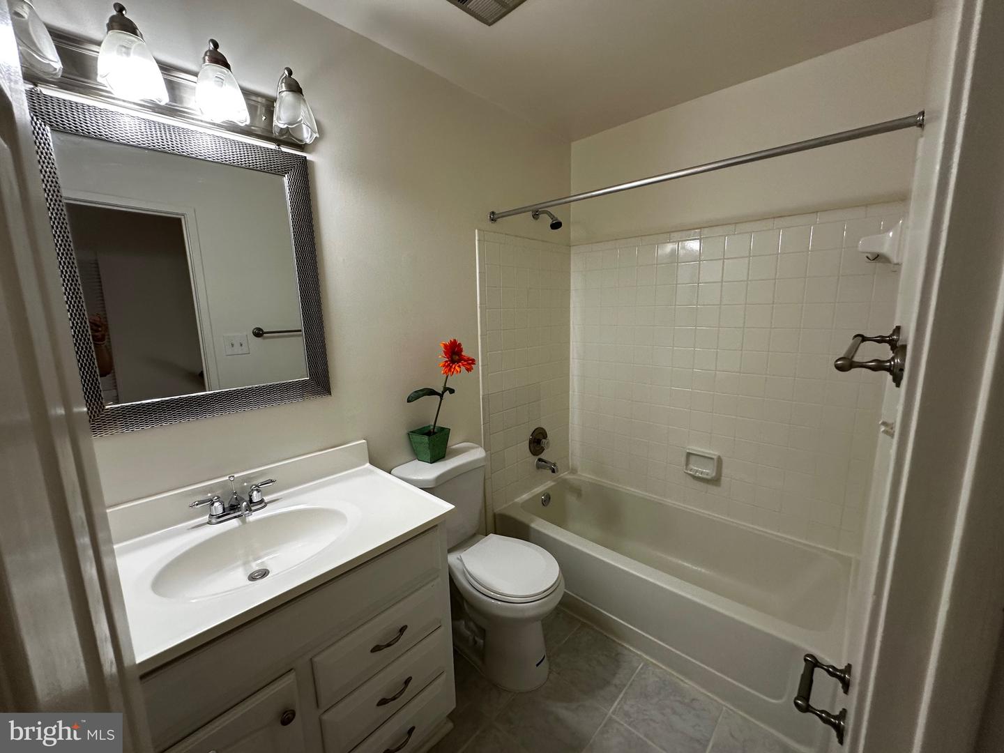 5976 ANNABERG PL #168, BURKE, Virginia 22015, 3 Bedrooms Bedrooms, ,3 BathroomsBathrooms,Residential,For sale,5976 ANNABERG PL #168,VAFX2257044 MLS # VAFX2257044