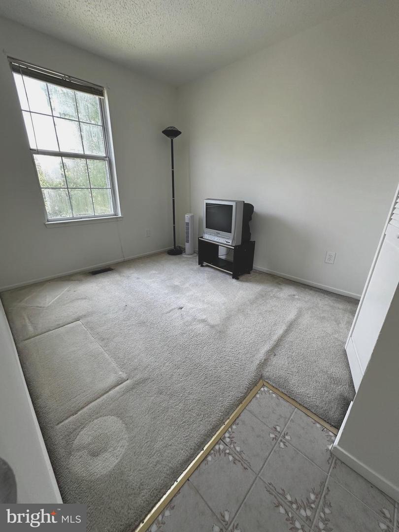 5976 ANNABERG PL #168, BURKE, Virginia 22015, 3 Bedrooms Bedrooms, ,3 BathroomsBathrooms,Residential,For sale,5976 ANNABERG PL #168,VAFX2257044 MLS # VAFX2257044