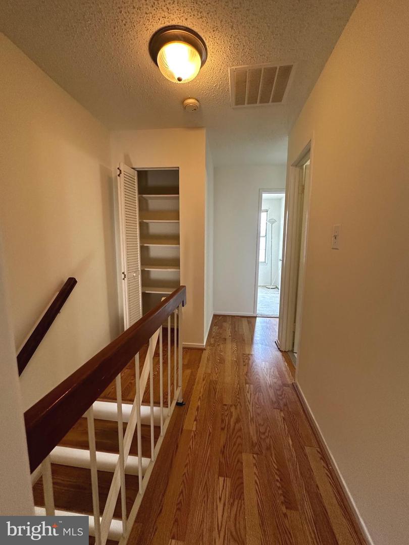 5976 ANNABERG PL #168, BURKE, Virginia 22015, 3 Bedrooms Bedrooms, ,3 BathroomsBathrooms,Residential,For sale,5976 ANNABERG PL #168,VAFX2257044 MLS # VAFX2257044