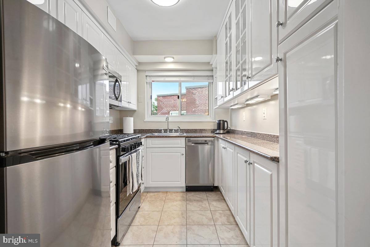 5315 CONNECTICUT AVE NW #605, WASHINGTON, District Of Columbia 20015, 2 Bedrooms Bedrooms, ,1 BathroomBathrooms,Residential,For sale,5315 CONNECTICUT AVE NW #605,DCDC2211706 MLS # DCDC2211706