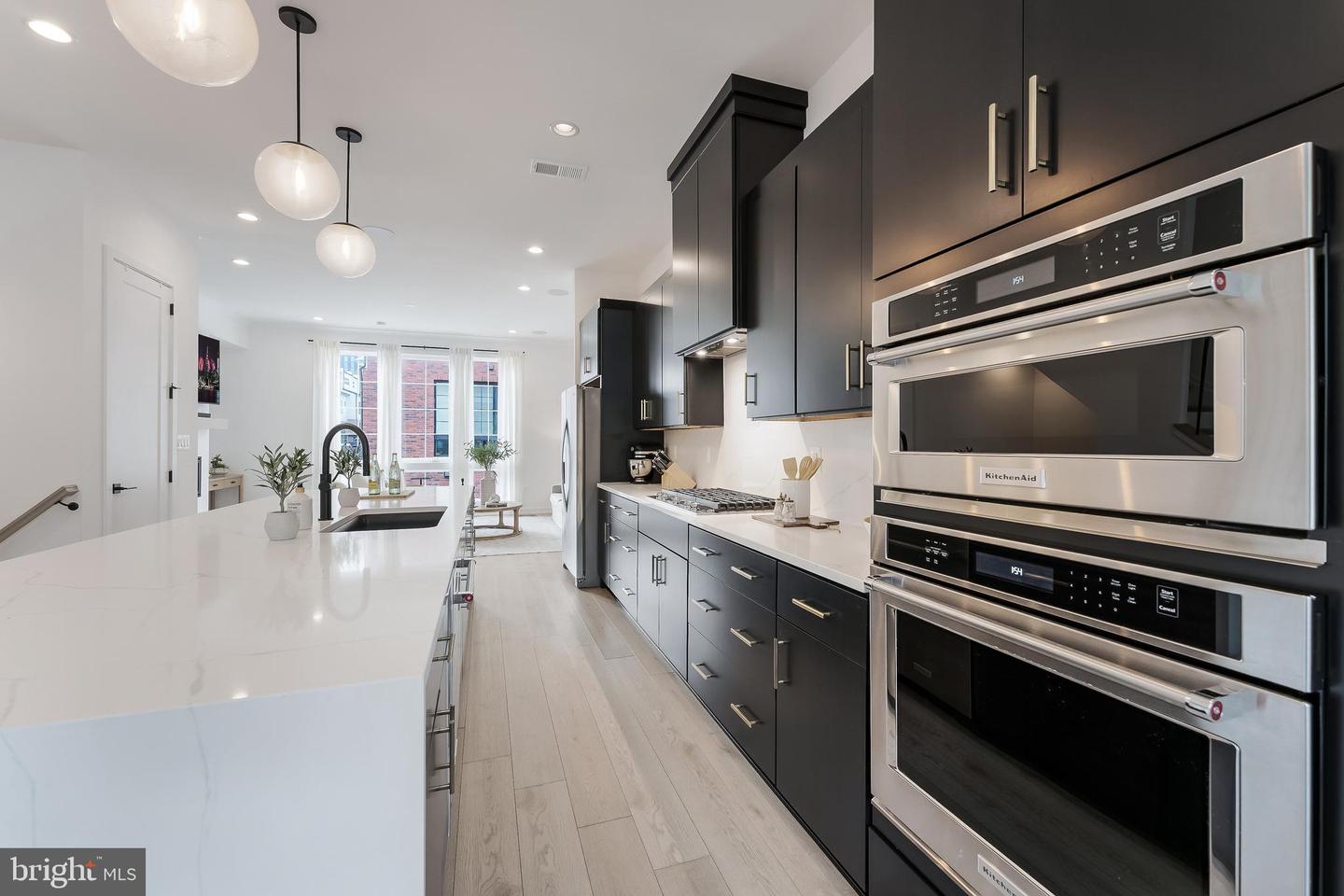 1974 ROLAND CLARKE PL, RESTON, Virginia 20191, 3 Bedrooms Bedrooms, ,3 BathroomsBathrooms,Residential,For sale,1974 ROLAND CLARKE PL,VAFX2257056 MLS # VAFX2257056