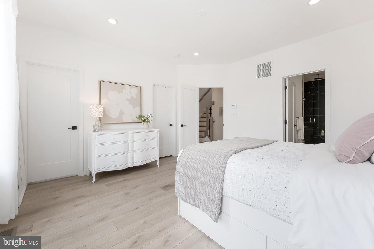 1974 ROLAND CLARKE PL, RESTON, Virginia 20191, 3 Bedrooms Bedrooms, ,3 BathroomsBathrooms,Residential,For sale,1974 ROLAND CLARKE PL,VAFX2257056 MLS # VAFX2257056