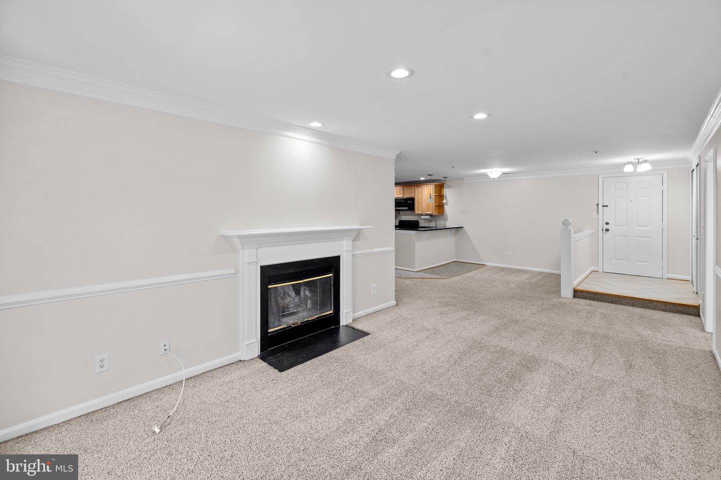 244 S REYNOLDS ST #405, ALEXANDRIA, Virginia 22304, 2 Bedrooms Bedrooms, ,2 BathroomsBathrooms,Residential,For sale,244 S REYNOLDS ST #405,VAAX2047772 MLS # VAAX2047772