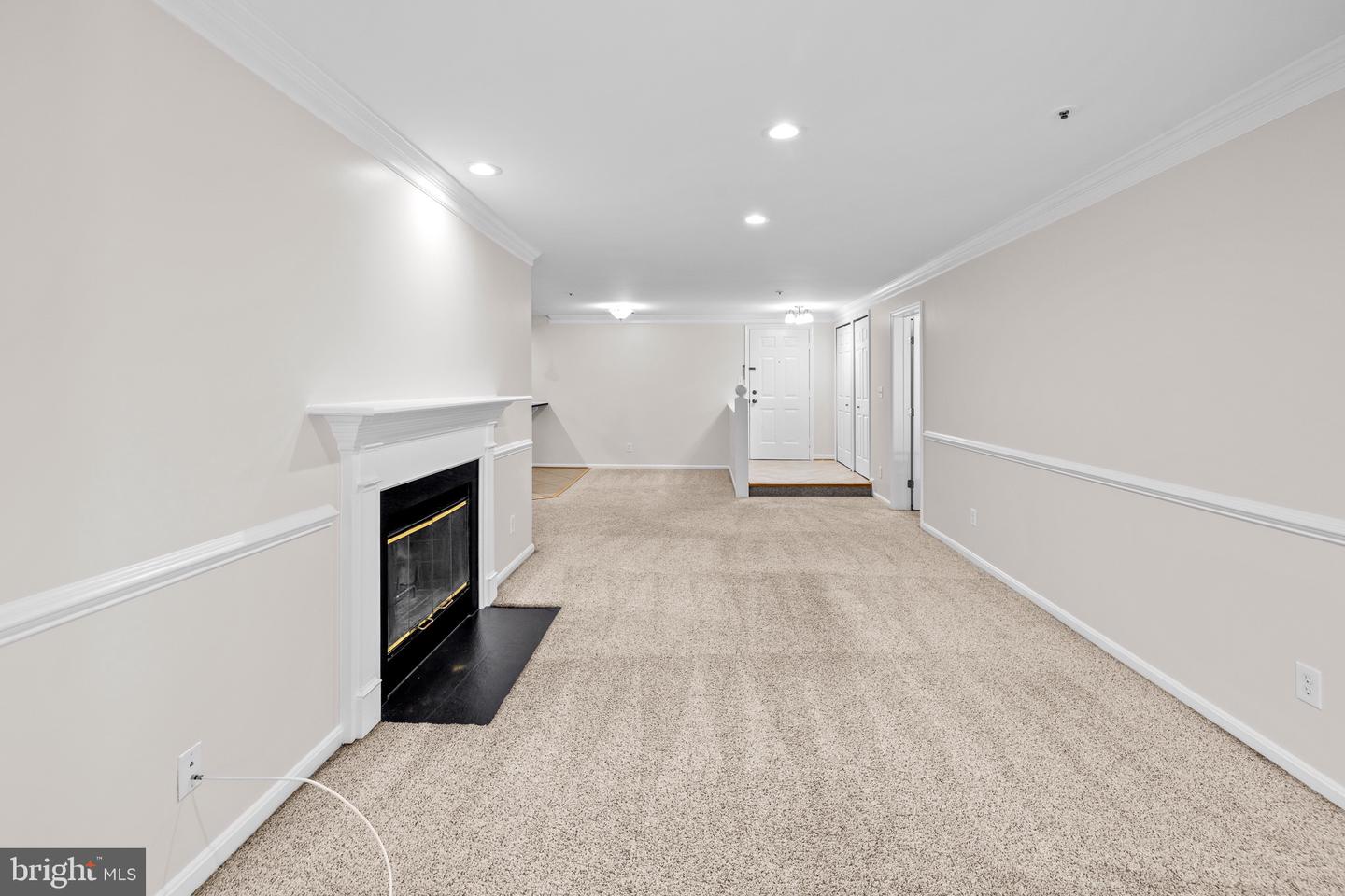 244 S REYNOLDS ST #405, ALEXANDRIA, Virginia 22304, 2 Bedrooms Bedrooms, ,2 BathroomsBathrooms,Residential,For sale,244 S REYNOLDS ST #405,VAAX2047772 MLS # VAAX2047772
