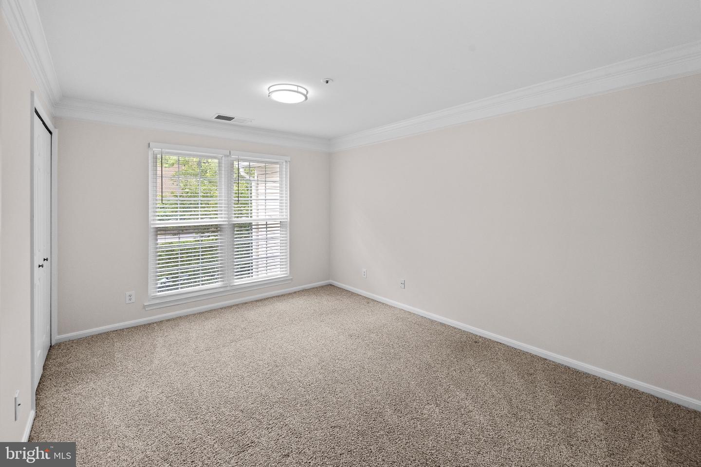 244 S REYNOLDS ST #405, ALEXANDRIA, Virginia 22304, 2 Bedrooms Bedrooms, ,2 BathroomsBathrooms,Residential,For sale,244 S REYNOLDS ST #405,VAAX2047772 MLS # VAAX2047772