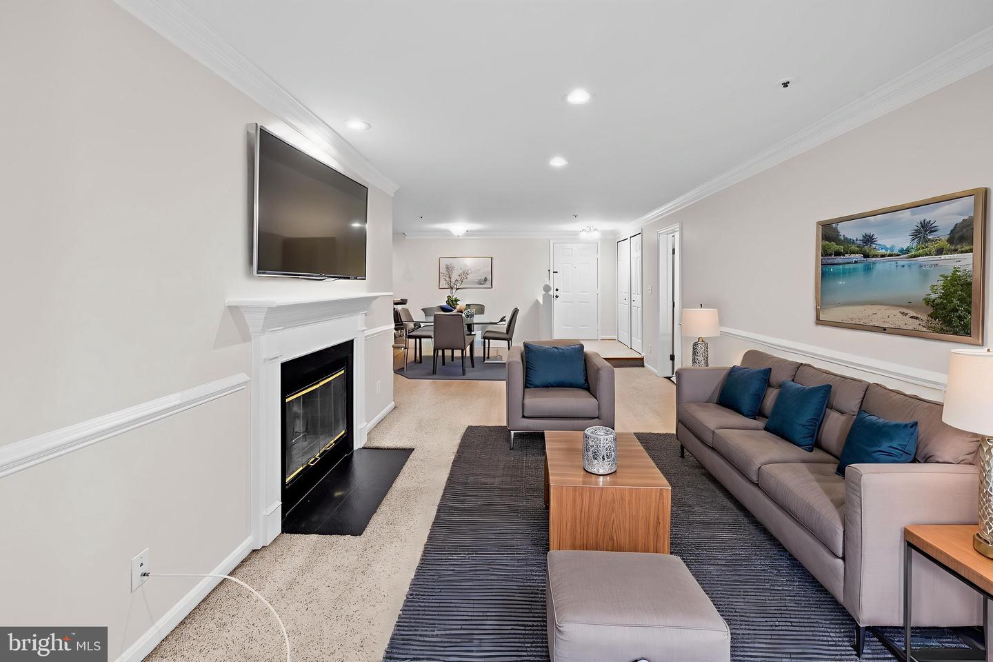 244 S REYNOLDS ST #405, ALEXANDRIA, Virginia 22304, 2 Bedrooms Bedrooms, ,2 BathroomsBathrooms,Residential,For sale,244 S REYNOLDS ST #405,VAAX2047772 MLS # VAAX2047772
