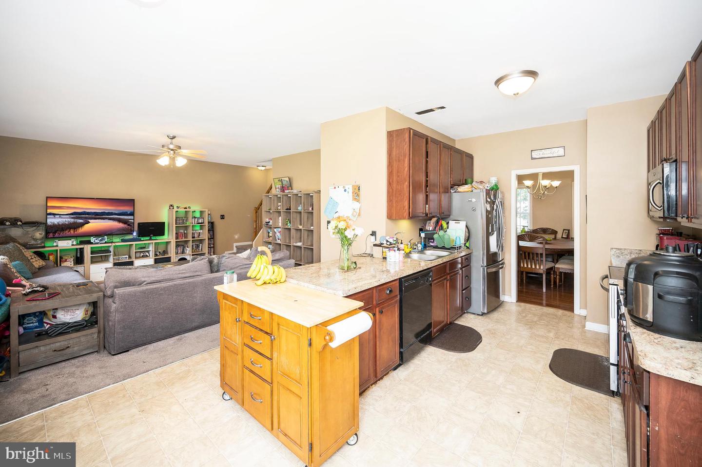 7110 CONWAY PL, RUTHER GLEN, Virginia 22546, 3 Bedrooms Bedrooms, ,2 BathroomsBathrooms,Residential,For sale,7110 CONWAY PL,VACV2008542 MLS # VACV2008542