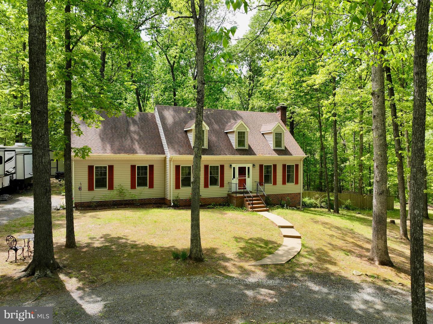 9128 WOODBROOK LN, CULPEPER, Virginia 22701, 4 Bedrooms Bedrooms, ,3 BathroomsBathrooms,Residential,For sale,9128 WOODBROOK LN,VACU2011054 MLS # VACU2011054