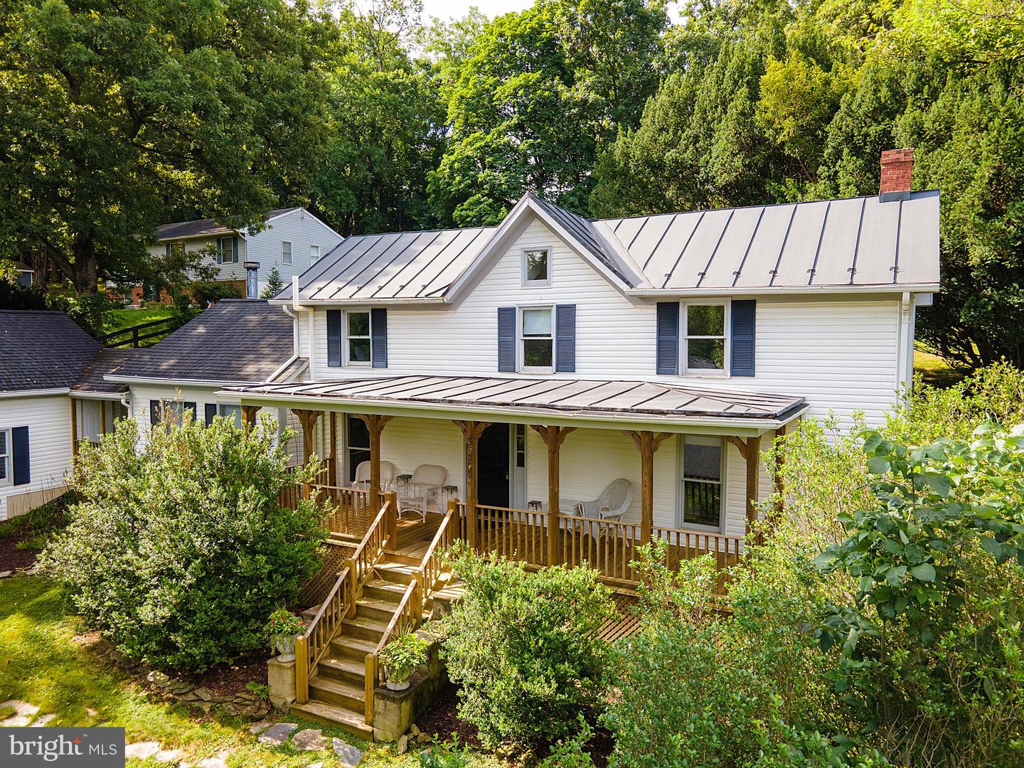 35739 HAYMAN LN, ROUND HILL, Virginia 20141, 3 Bedrooms Bedrooms, ,2 BathroomsBathrooms,Residential,For sale,35739 HAYMAN LN,VALO2095024 MLS # VALO2095024