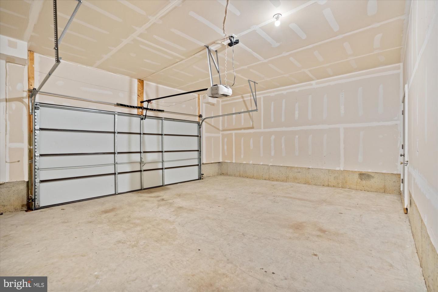 8423 REFORMATORY WAY, LORTON, Virginia 22079, 3 Bedrooms Bedrooms, ,2 BathroomsBathrooms,Residential,For sale,8423 REFORMATORY WAY,VAFX2240432 MLS # VAFX2240432