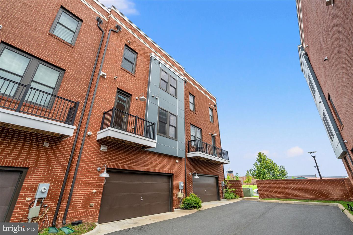 8423 REFORMATORY WAY, LORTON, Virginia 22079, 3 Bedrooms Bedrooms, ,2 BathroomsBathrooms,Residential,For sale,8423 REFORMATORY WAY,VAFX2240432 MLS # VAFX2240432