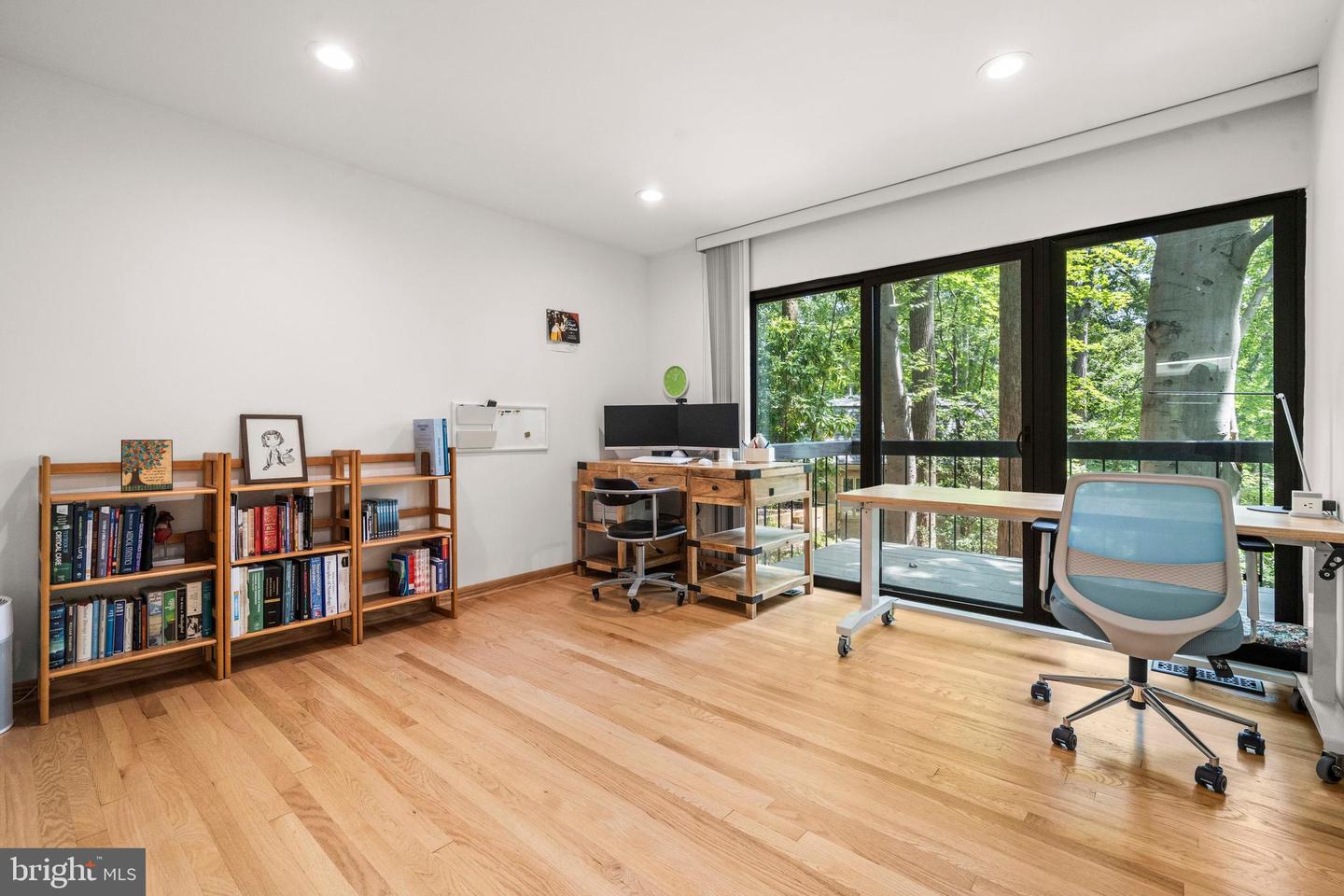 2855 DAVENPORT ST NW, WASHINGTON, District Of Columbia 20008, 5 Bedrooms Bedrooms, ,3 BathroomsBathrooms,Residential,For sale,2855 DAVENPORT ST NW,DCDC2204110 MLS # DCDC2204110